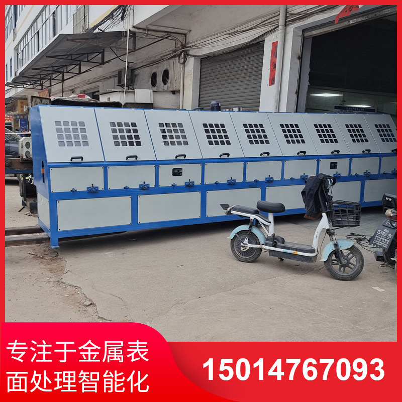 圓(yuan)筦(guan)自(zi)動(dong)抛(pao)光(guang)機(ji)